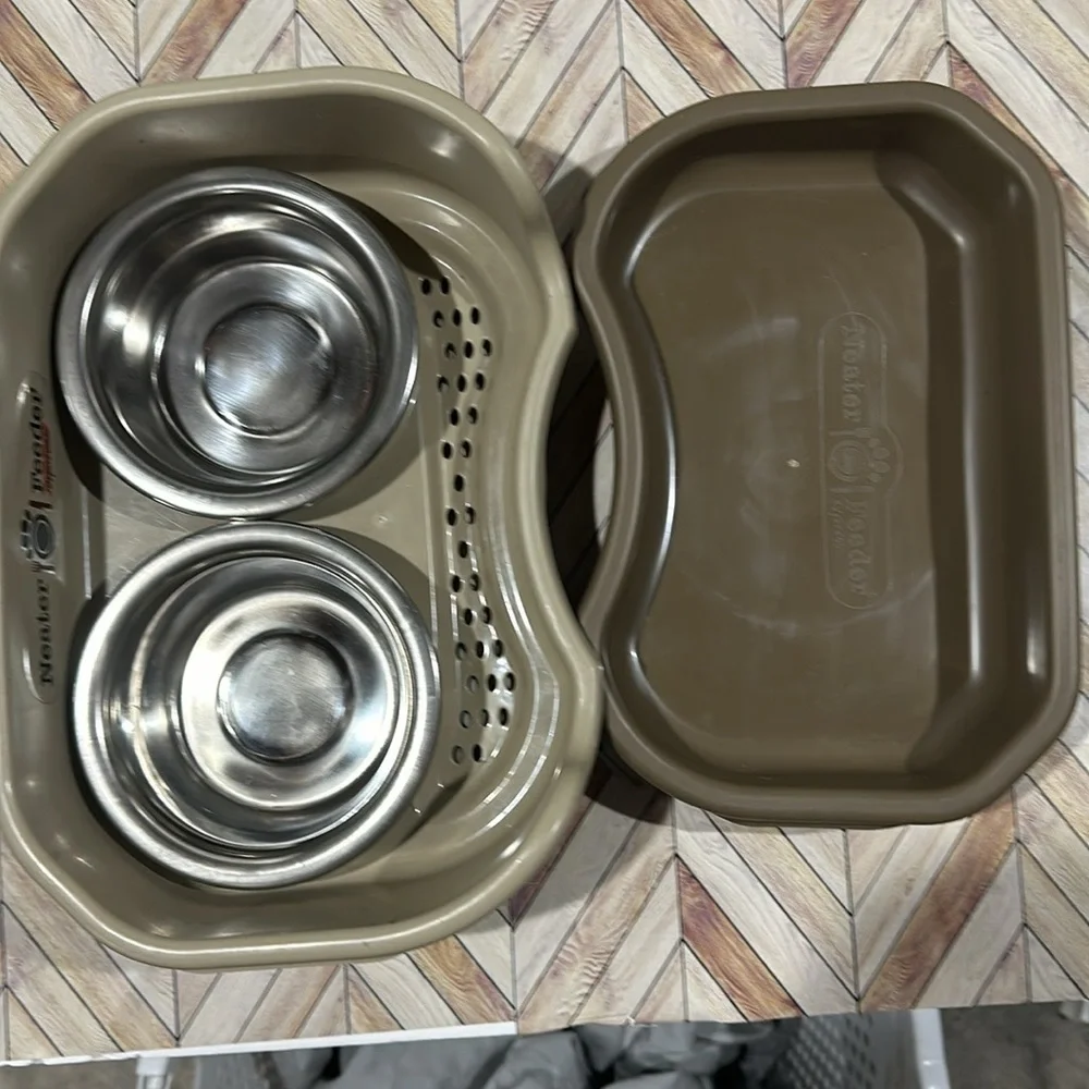 Neater Feeder Express